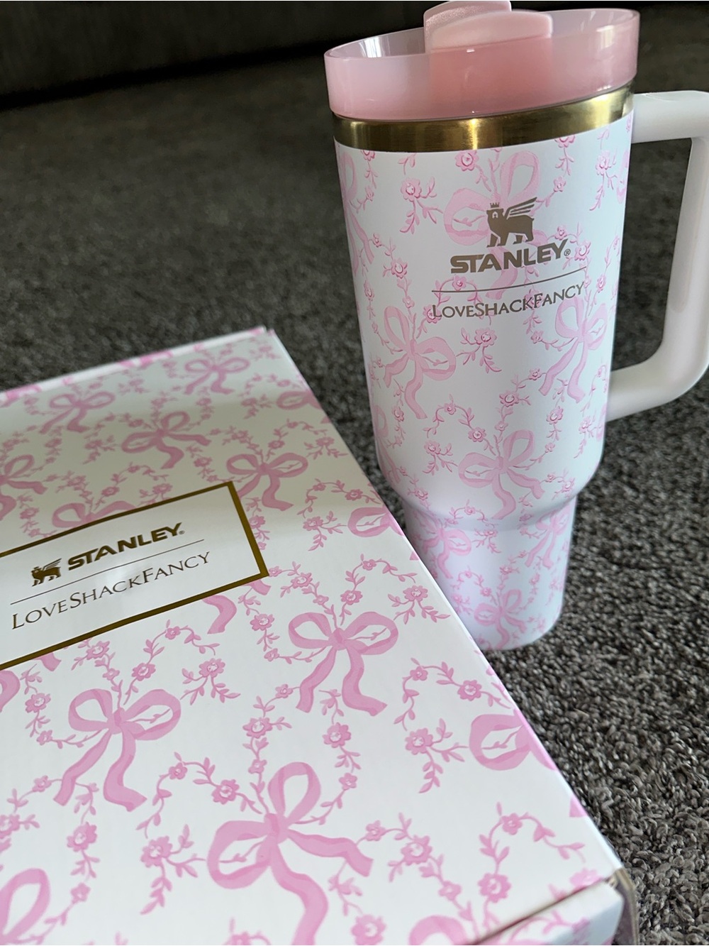 Stanley X White & Pink Floral Travel Mug with Gold Accent - Picture 3 of 6